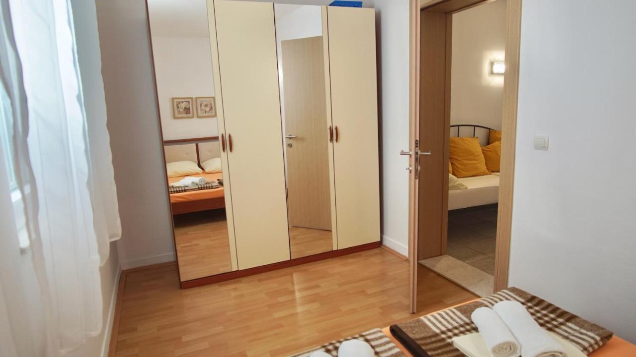 Apartments Victoria Trogir Ngoại thất bức ảnh