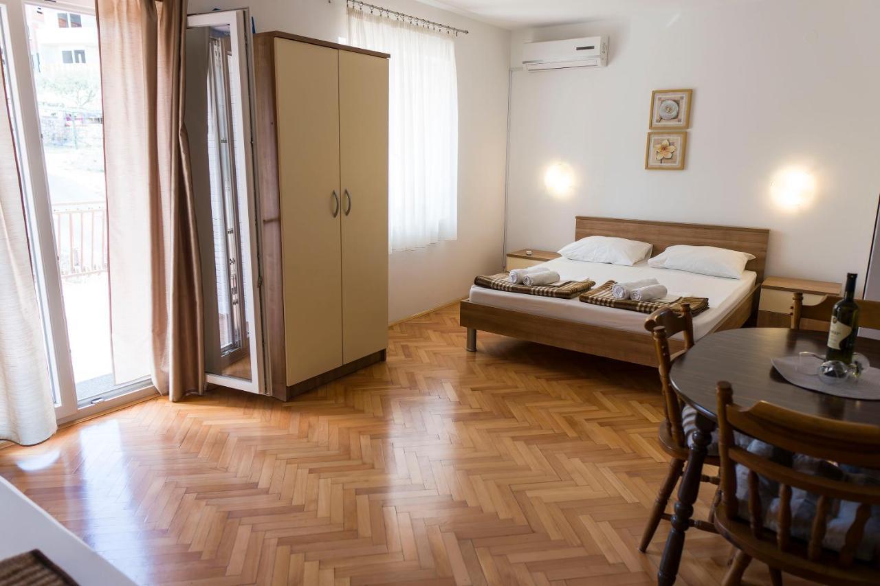 Apartments Victoria Trogir Ngoại thất bức ảnh