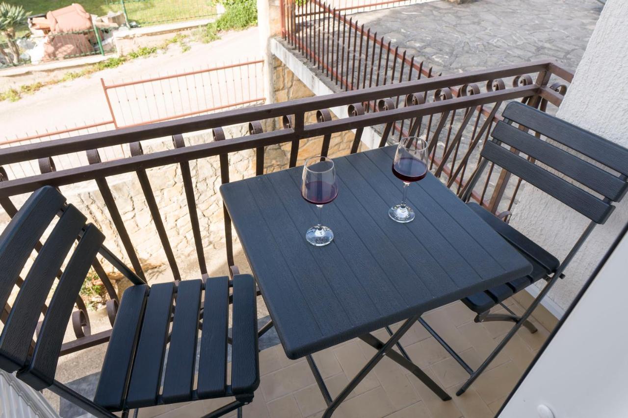 Apartments Victoria Trogir Ngoại thất bức ảnh