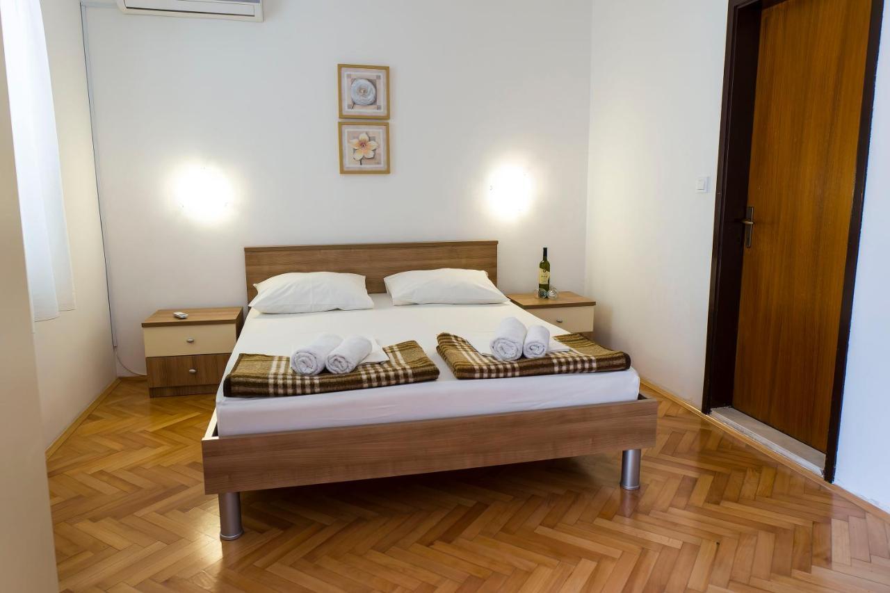 Apartments Victoria Trogir Ngoại thất bức ảnh