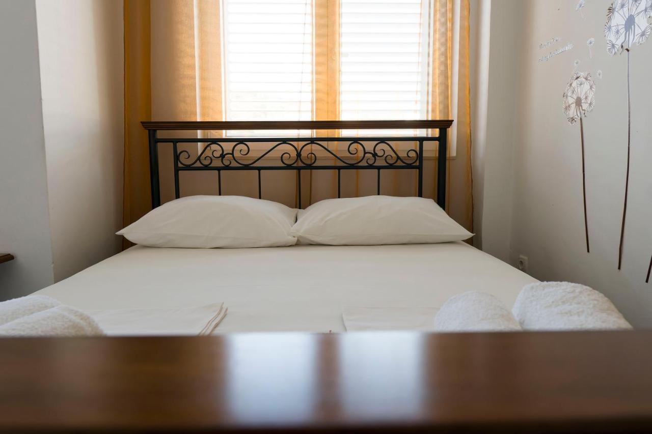 Apartments Victoria Trogir Ngoại thất bức ảnh