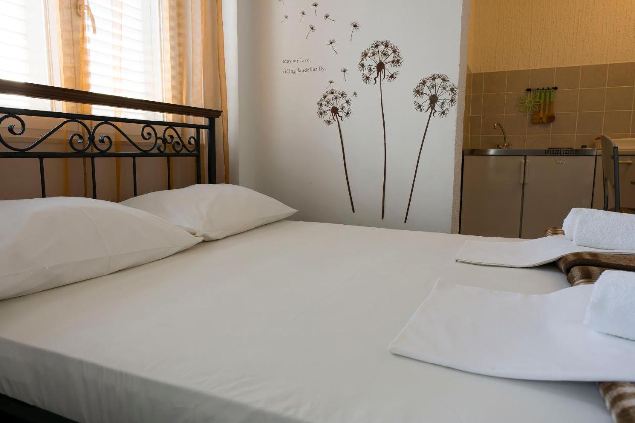 Apartments Victoria Trogir Ngoại thất bức ảnh