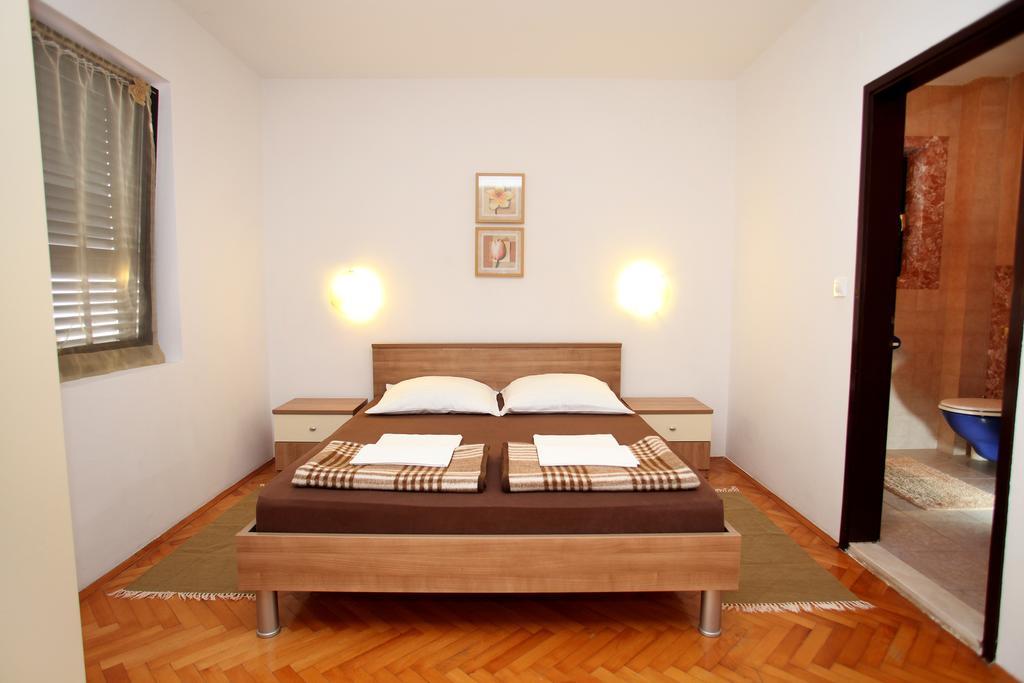 Apartments Victoria Trogir Ngoại thất bức ảnh